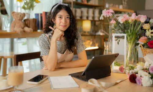 Boost Your Mood and Skyrocket Productivity with Flowers